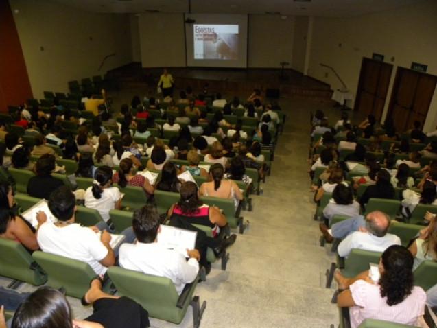 Fotos_Palestra__Gerações_310411_(118).JPG