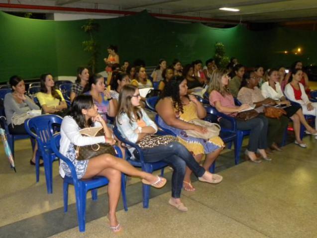 fotos-palestra-corpo-e-subjetividade-190412-18-640x480-jpg