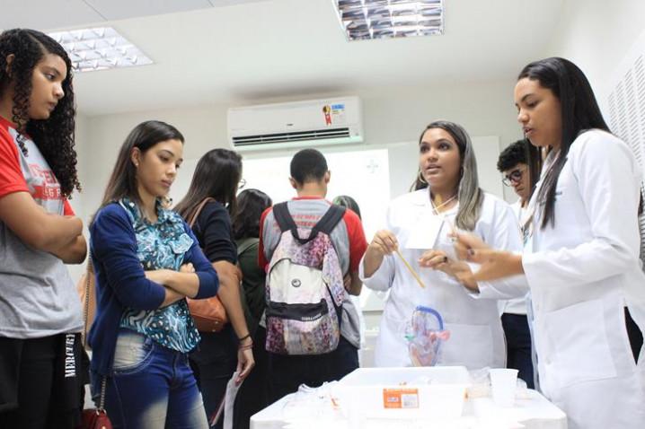 bahiana-feira-biomedicina-26-07-2017-29-20170803081805-jpg