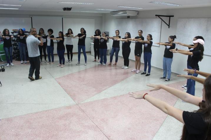 Educação Física – Estudantes do Colégio Vitória-Régia participam do programa Bahiana por um dia.