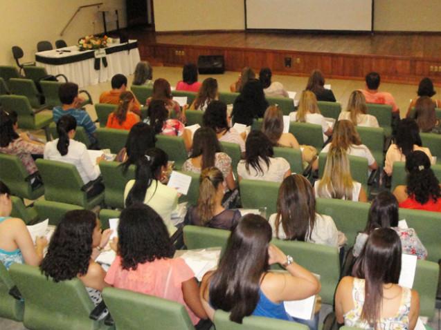 ENCONTRO_EX_ALUNOS_ENFERMAGEM_BAHIANA_2012_(27).jpg