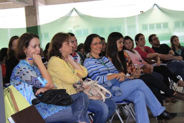 fotos-aula-inaugural-psicologia-240715-20-jpg