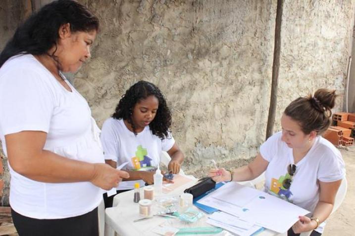 Feira_Saude_Comunidade_Amazonas_BAHIANA_22_03_14_(19).JPG