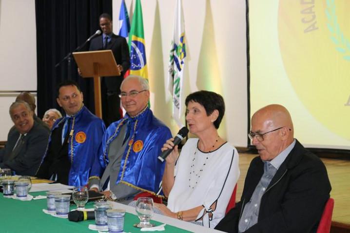 bahiana-posse-academia-brasileiraeducacao-fisica-0811201931-20191112141913-jpg