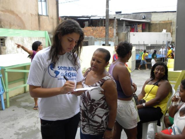 fotos-projeto-candeal-feira-saude-rua-amazonia-260311-40-jpg