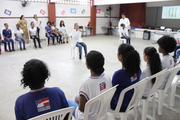 bahiana-saude-na-escola-fisioterapia-19-03-2018-10-20180329015200.jpg