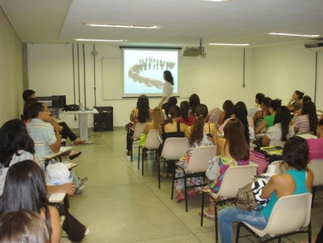 FOTOS_I_Jornada_sobre_as_dimensões_do_envelhecer_(b)_640x480.jpg