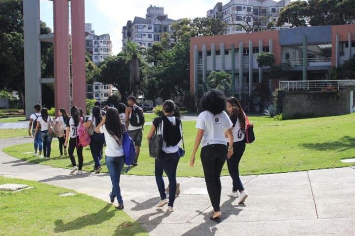 alunos-do-3%C2%BA-ano-do-colegio-fortunaro-visitam-a-unidade-academica-cabula-20170831144211.jpg