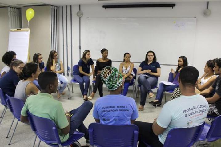 II-Forum-Juventude-CAJU-Bahiana-06-11-2015_(25).jpg