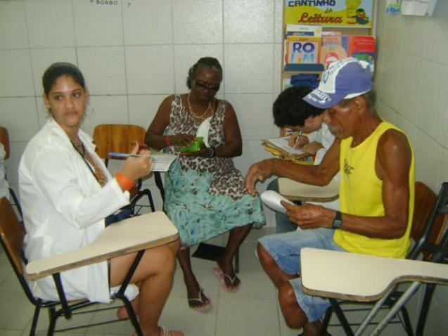 feira-saude-ilha-mare-19-10-2012-34-jpg