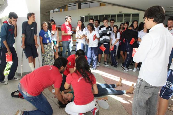 primeiros-socorros-colegio-nsc-13-04-1922-20190423095759.JPG