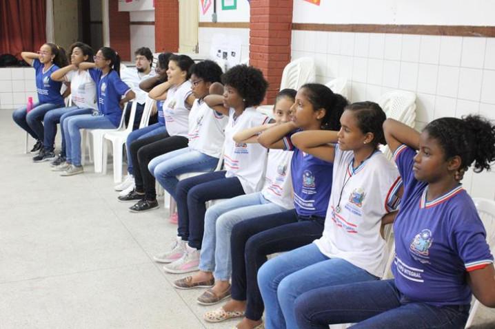 bahiana-saude-na-escola-fisioterapia-19-03-2018-11-20180329015203.jpg