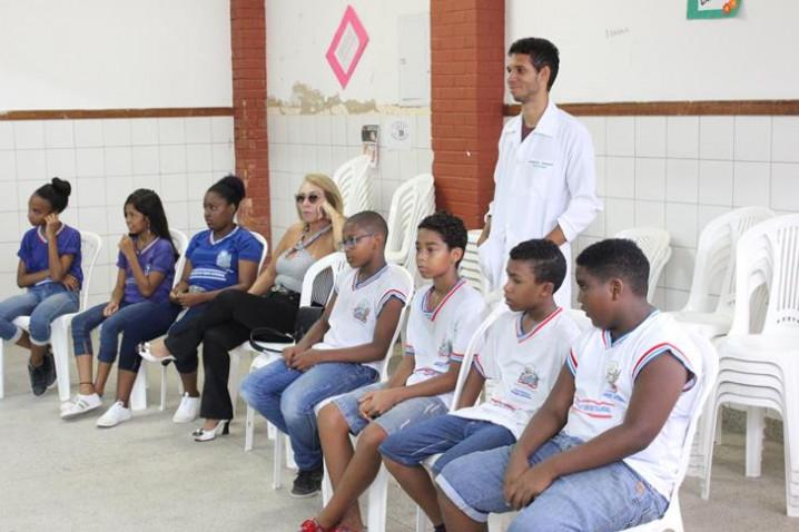 bahiana-saude-na-escola-fisioterapia-19-03-2018-6-20180329015151-jpg