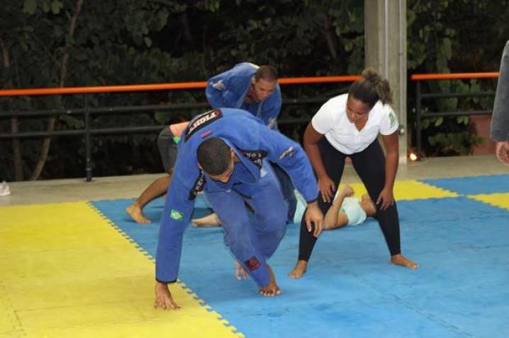 Bahiana-Semana-Atividade-Fisica-Oficina-Jiu-Jitsu-06-04-2016_(10).jpg