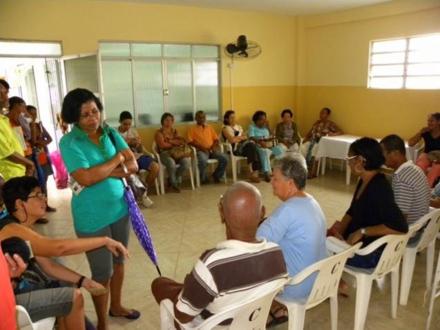 Fotos_feira_paróquia_brotas_2011_640X480_(11).JPG