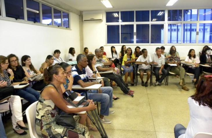 Encontro-Anual-Centro-HTLV-Bahiana-29-05-2015_(27).jpg