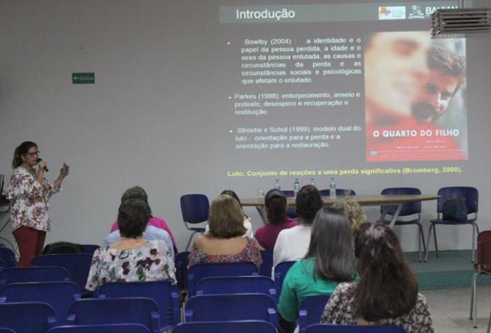 bahiana-i-seminario-pesquisa-qualitativa-saude-17-11-2017-27-20171130173922.jpg