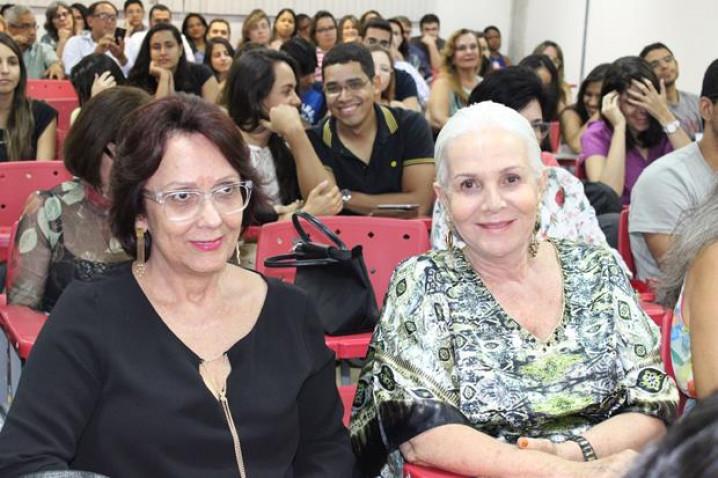 Homenagem-Professora-Rosa-Garcia-11-11-2015_(28).jpg