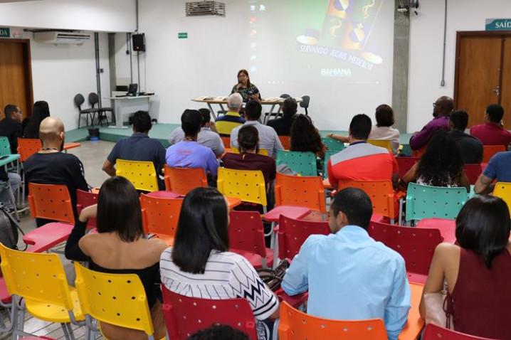 bahiana-lancamento-livro-educacaofisica-06-08-1914-20190813162403.JPG