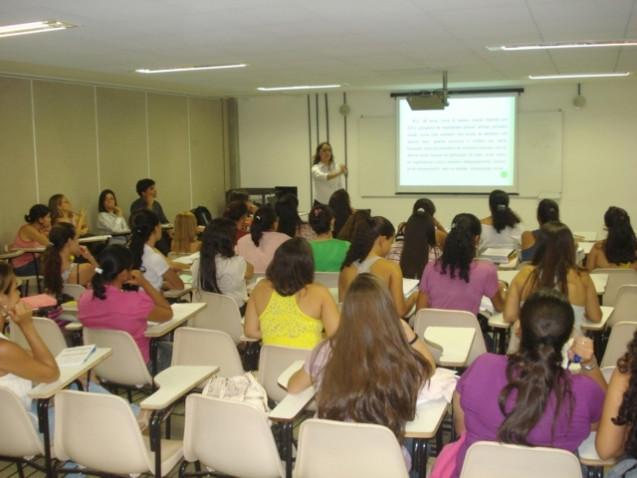 FOTOS_I_Jornada_sobre_as_dimensões_do_envelhecer_(1)_640x480.jpg