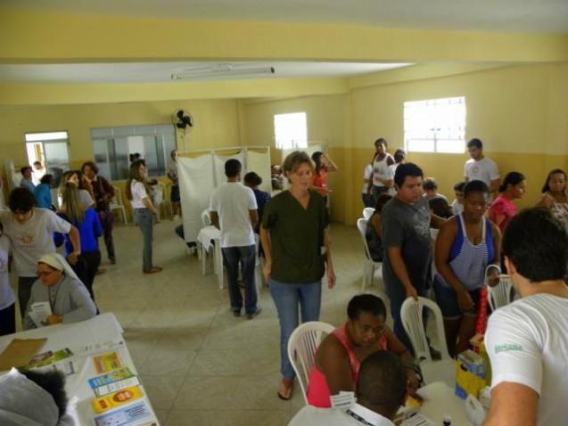 Feira_de_Saúde_da_Paróquia_de_Brotas_260512_(134)_640x480.jpg