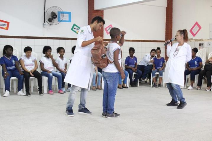 bahiana-saude-na-escola-fisioterapia-19-03-2018-18-20180329015218-jpg