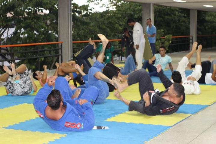 Bahiana-Semana-Atividade-Fisica-Oficina-Jiu-Jitsu-06-04-2016_(8)(1).jpg