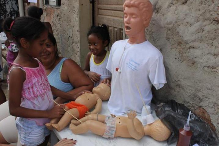 feira-saude-comunidade-amazonas-bahiana-22-03-14-76-jpg