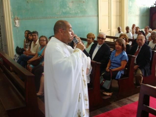 FOTOS_50_ANOS_DE_MEDICINA_031208_(42).jpg