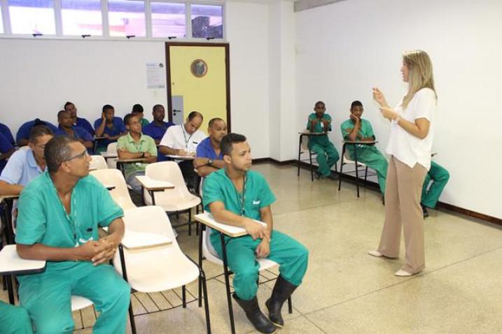 Palestra_Alcoolismo_Recursos_Humanos_Bahiana_18_02_2014_(6)(1).JPG