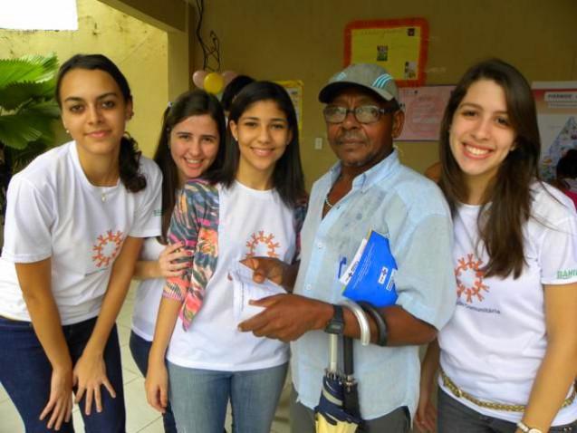 feira-de-saude-da-paroquia-de-brotas-260512-107-640x480-jpg