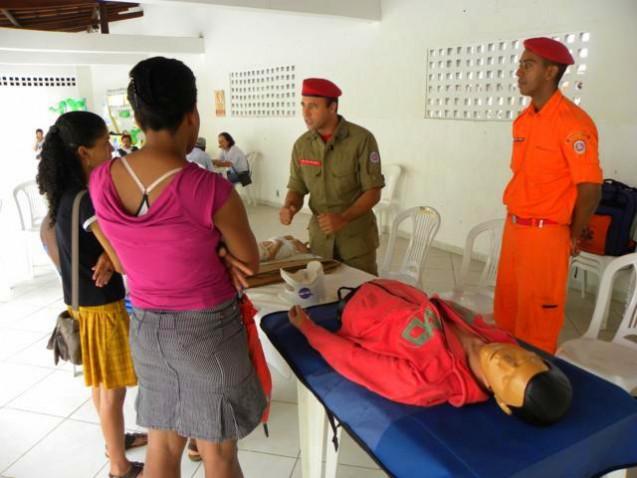 Feira_de_Saúde_da_Paróquia_de_Brotas_260512_(129)_640x480.jpg