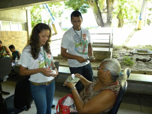 CAMPANHA_LAVAGEM_MAOS_ADAB_BAHIANA_2013_(19).jpg