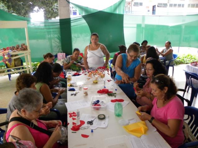 FOTOS_640_x_480_FEIRA_DE_ARTESANATO_28052010.JPG_(1).jpg