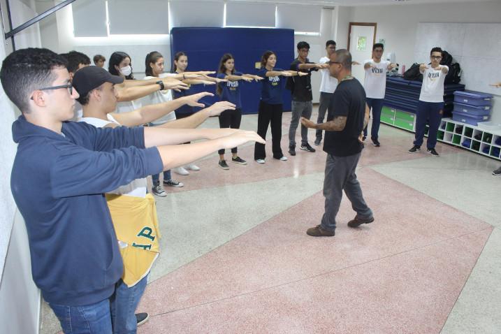 Estudantes do Colégio Oficina participam do Bahiana por um Dia.