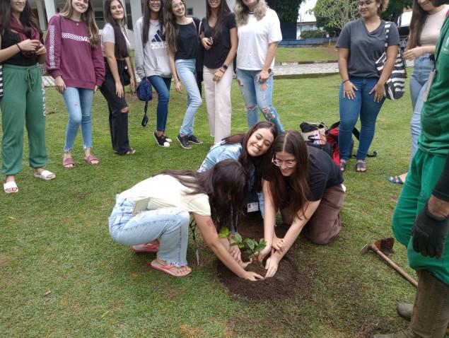 Escola Bahiana de Medicina e Saúde Pública