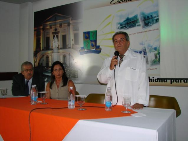 FOTOS_I_ENCONTRO_INTERNACIONAL_DE_UROLOGIA_PEDI%C3%81TRICA_DA_BAHIANA_(4)_640x480.JPG