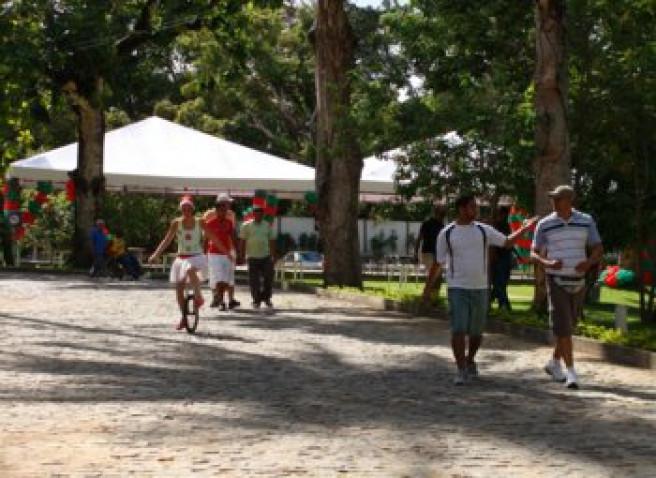 FOTOS_FESTA_NATAL_BAHIANA_2008.JPG_(18)_350x255.JPG