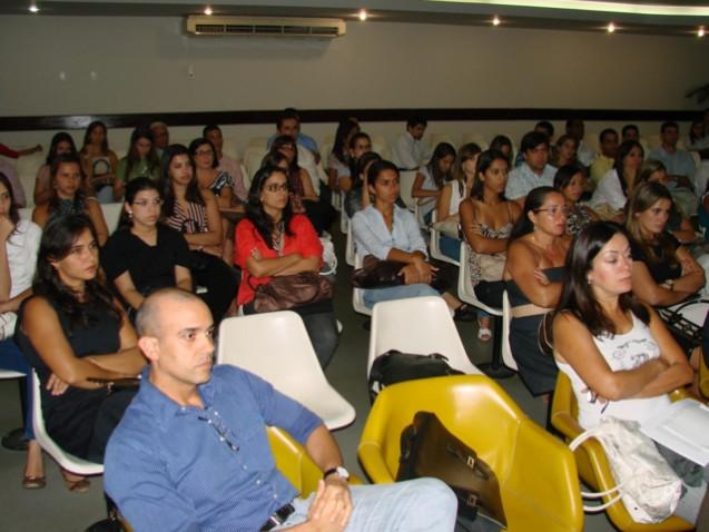 FOTOS_I_ENCONTRO_INTERNACIONAL_DE_UROLOGIA_PEDI%C3%81TRICA_DA_BAHIANA_(10)_640x480.JPG