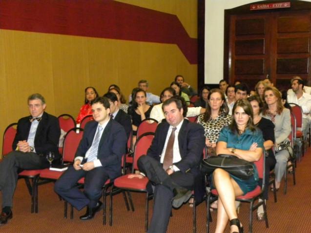 FOTOS_II_ENCONTRO_INTER_UROLOGIA_PEDI%C3%81TRICA_DA_BAHIANA_640x480.JPG_(11)(1).jpg