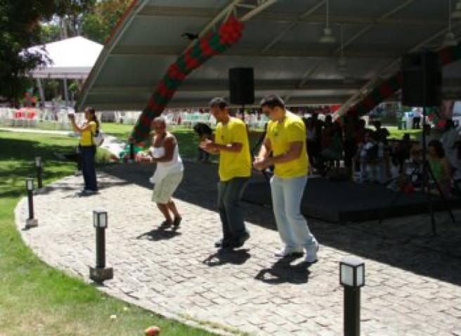 FOTOS_FESTA_NATAL_BAHIANA_2008.JPG_(65)_350x255.JPG