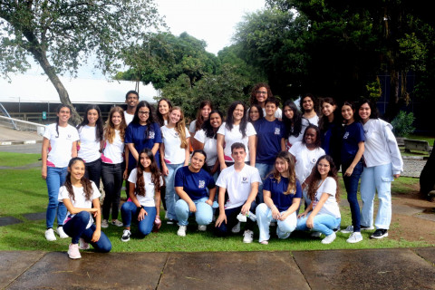 Bahiana Por Um Dia recibe alumnos del Colégio Perfil