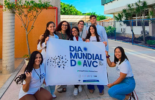 Grupo de pesquisa da Bahiana realiza atividade no Hospital Roberto Santos pelo Dia Mundial de Prevenção ao AVC