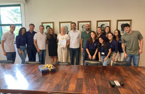 Centro Internacional de Medicina e Pesquisa Clínica do Sono realiza visita à reitora da Bahiana