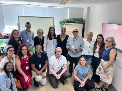 Equipe do Centro de HTLV participa de oficina sobre escrita acadêmica autoral na Bahiana