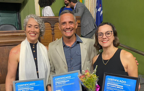 Coordinador del curso de Fisioterapia en Bahiana es homenajeado por el Ayuntamiento de Salvador